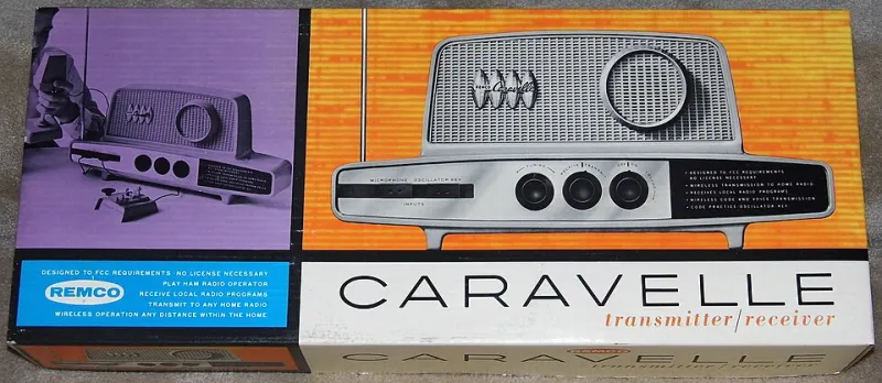 Trasmettere dal garage: quando le frequenze libere hanno insegnato a parlare all'Italia